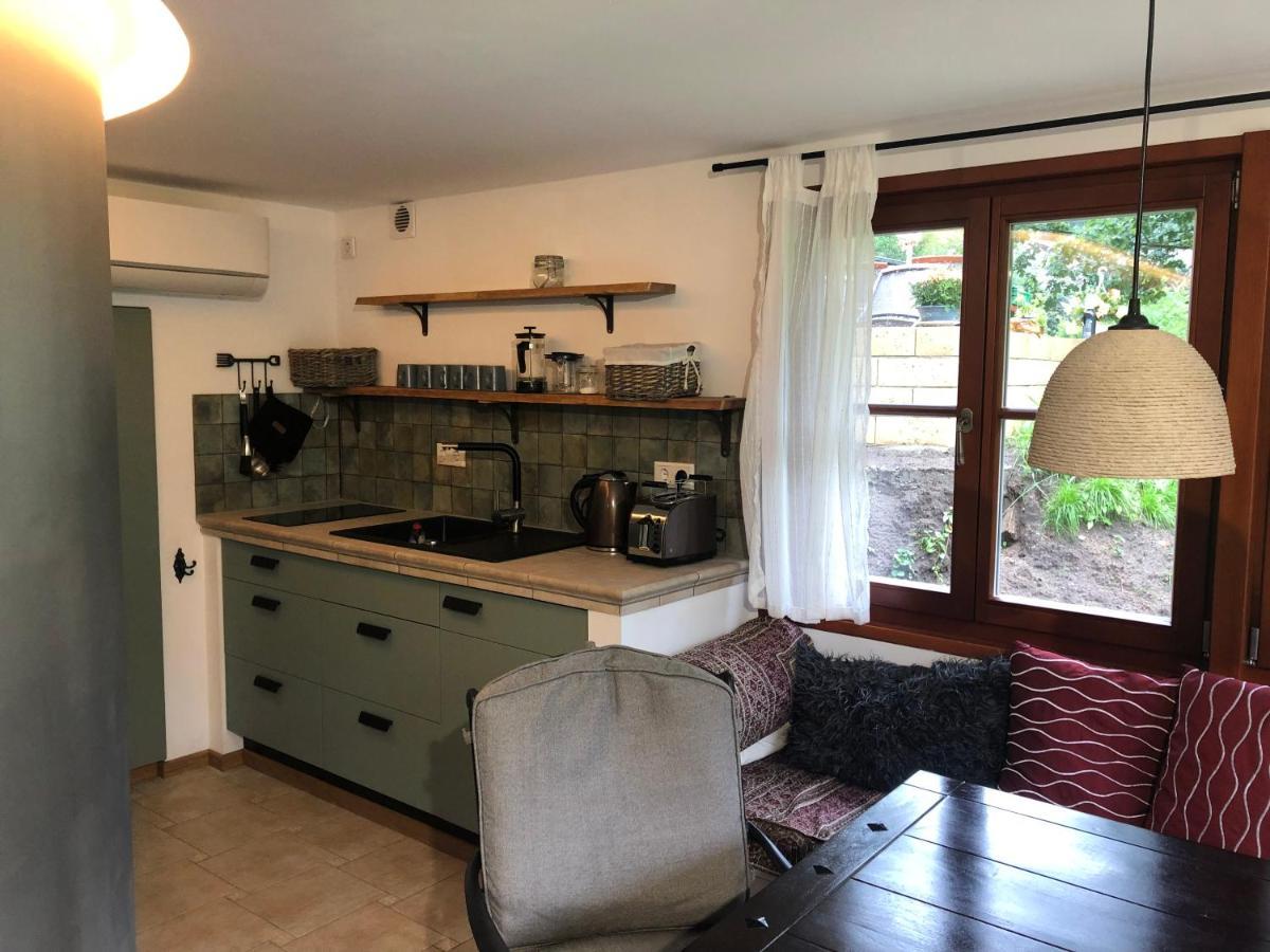 Bungalows Am Waldessaum Bei Hohenzieritz Екстериор снимка