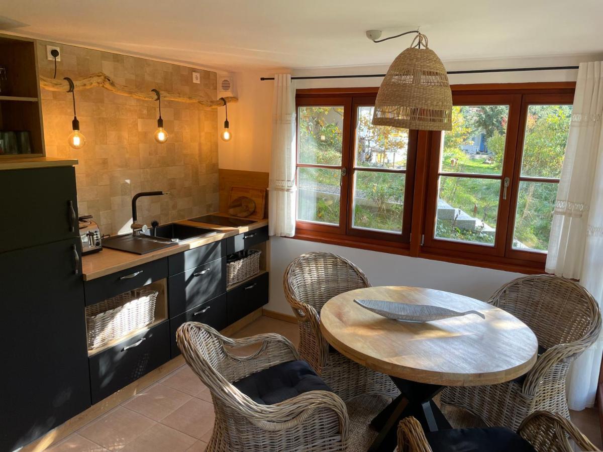 Bungalows Am Waldessaum Bei Hohenzieritz Екстериор снимка