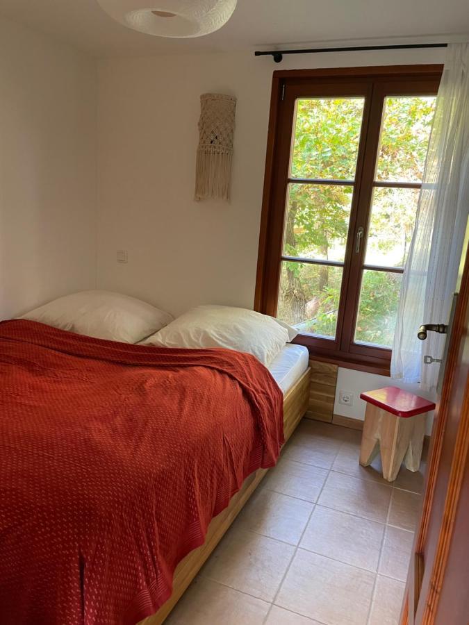 Bungalows Am Waldessaum Bei Hohenzieritz Екстериор снимка